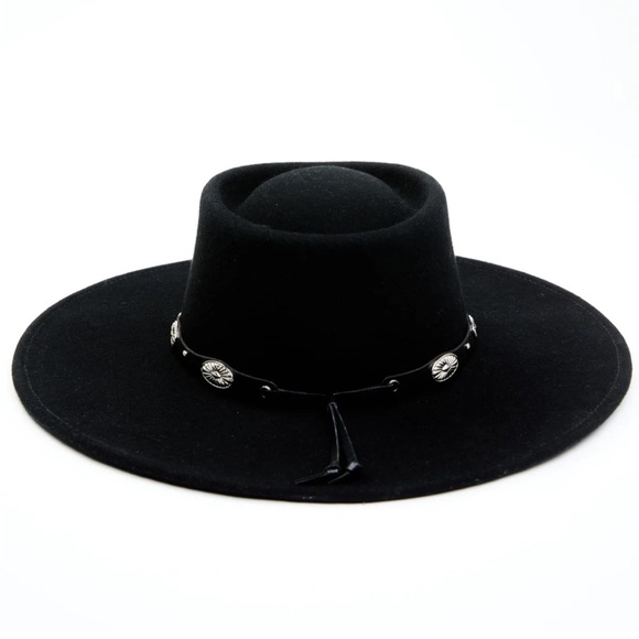Idyllwind MIDNIGHT STARS WOOL FELT WESTERN HAT
Elegant Black Wide-Brim Hat - Picture 1 of 6